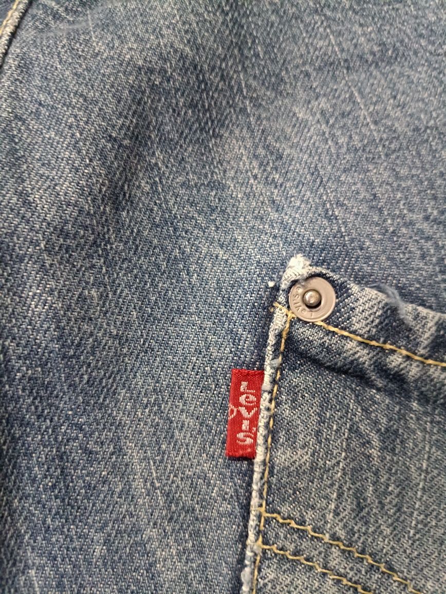 Levi's,чоловічі шорти р.30