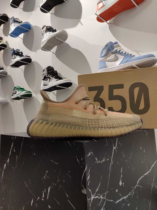 Кросівки YEEZY BOOST 350 V2 Sand Taupe