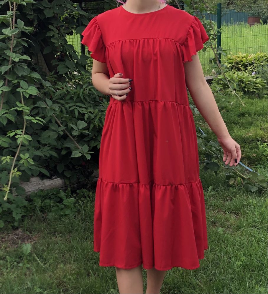 Актуальное Красное платье