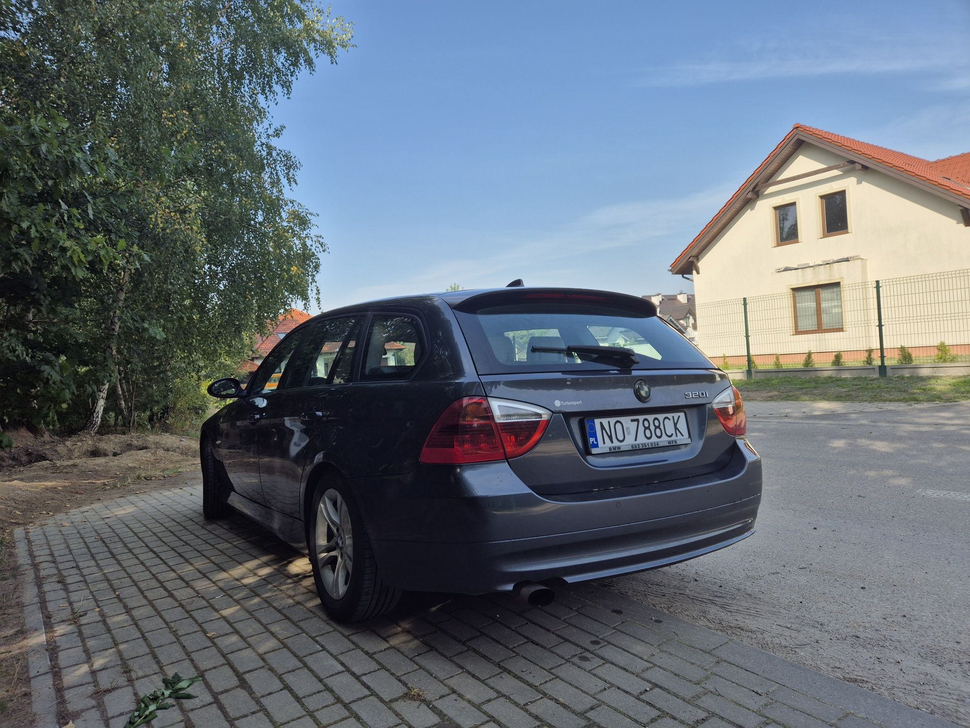 Bmw e91 2.0 z gazem