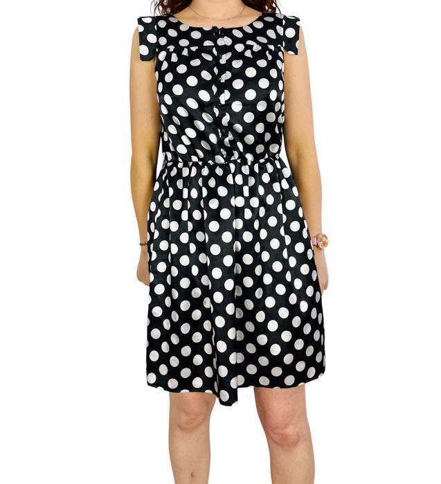 Czarna sukienka przed kolano w białe grochy bez rękawów S 36