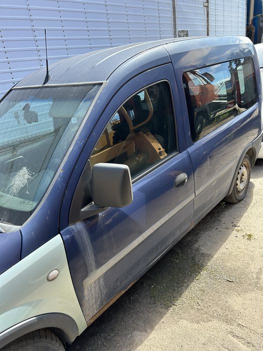 Opel Combo легковий 2000 рік