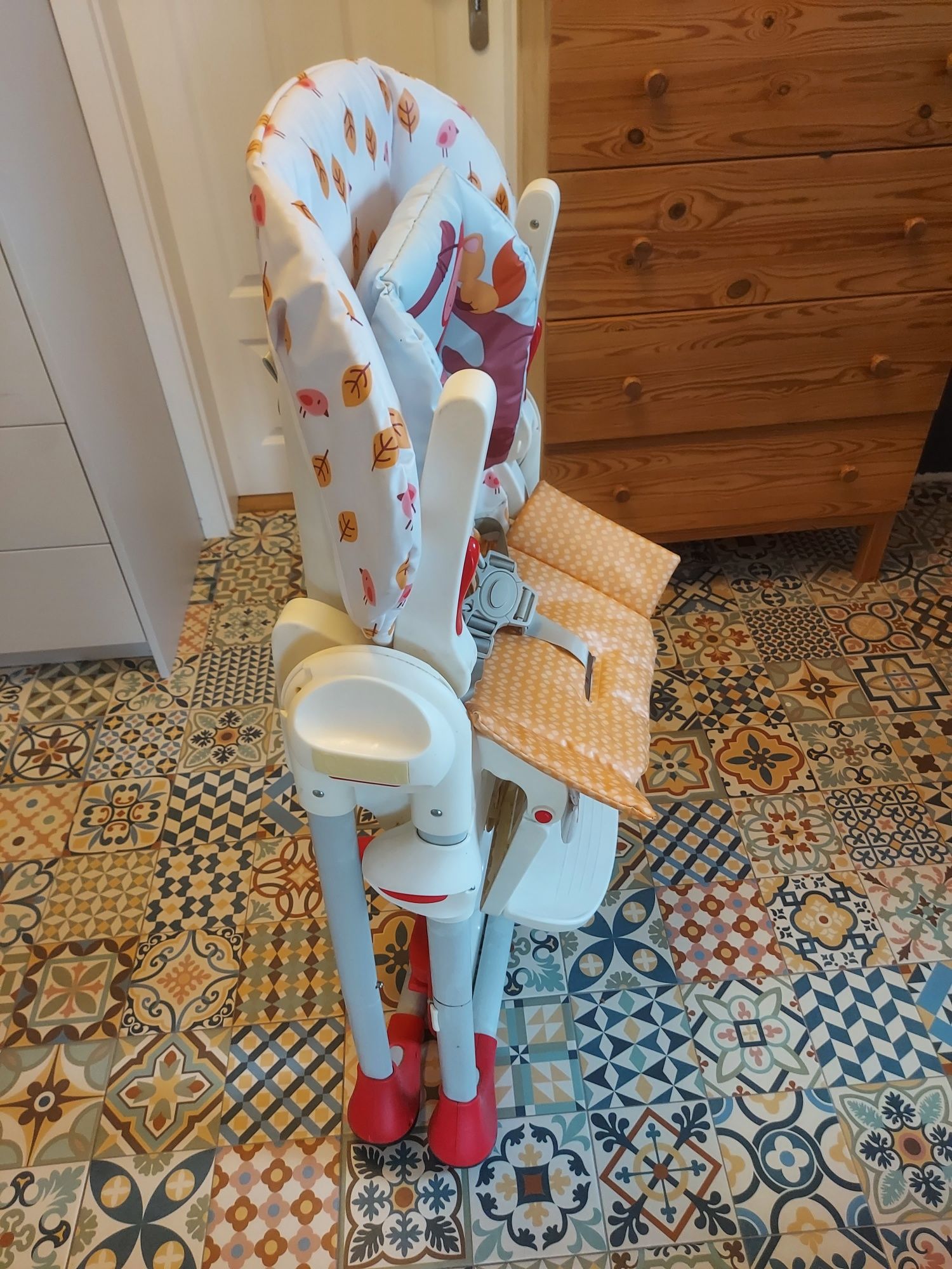 Krzesełko do karmienia chicco polly