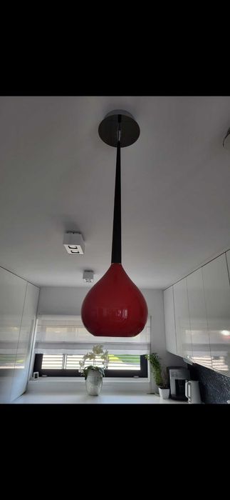 Lampa wisząca czerwona