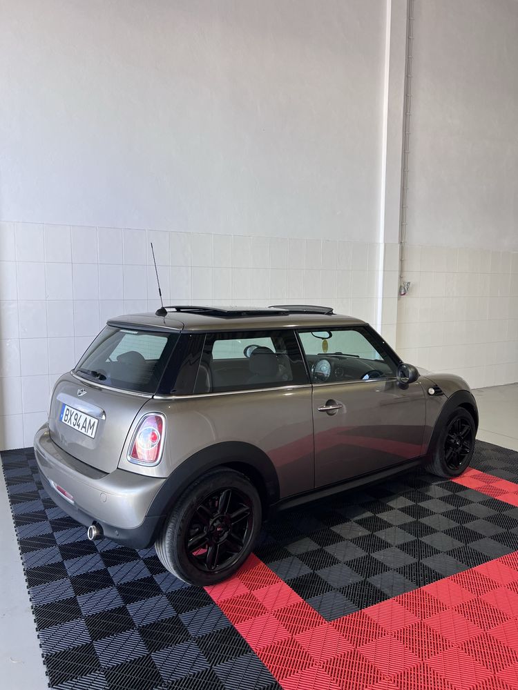 Mini Cooper D 1.6 2012