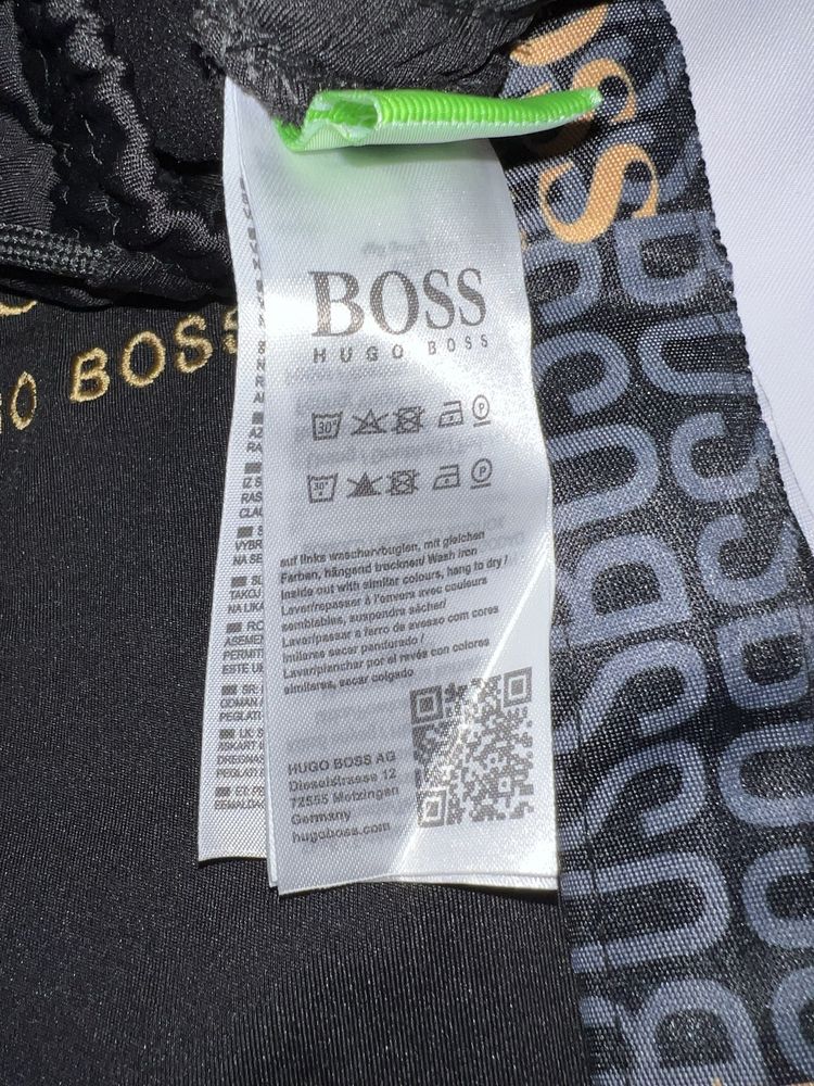 Dręs męski Hugo Boss Premium jakośc