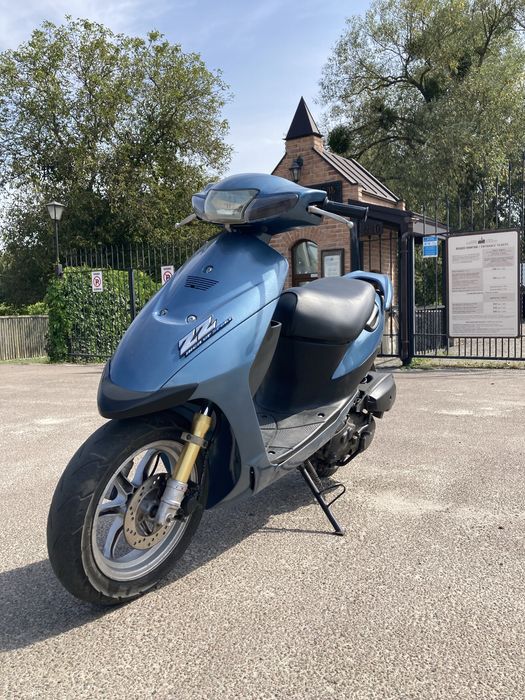 Продам скутер Suzuki ZZ inch up sport