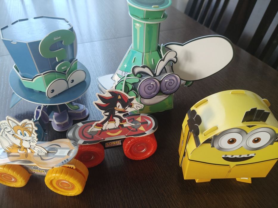 Extra zestaw zabawek super things zings puzzle 3d Minionki  sonic