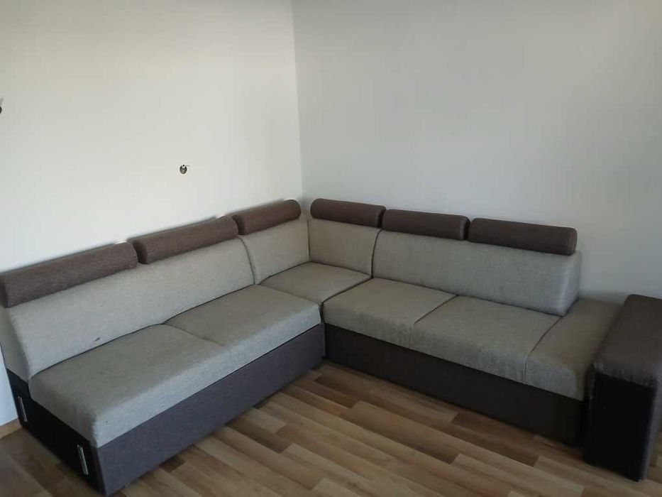 Sprzedam narożnik i stolik kawowy