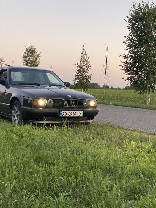 Продам бмв 5 е34