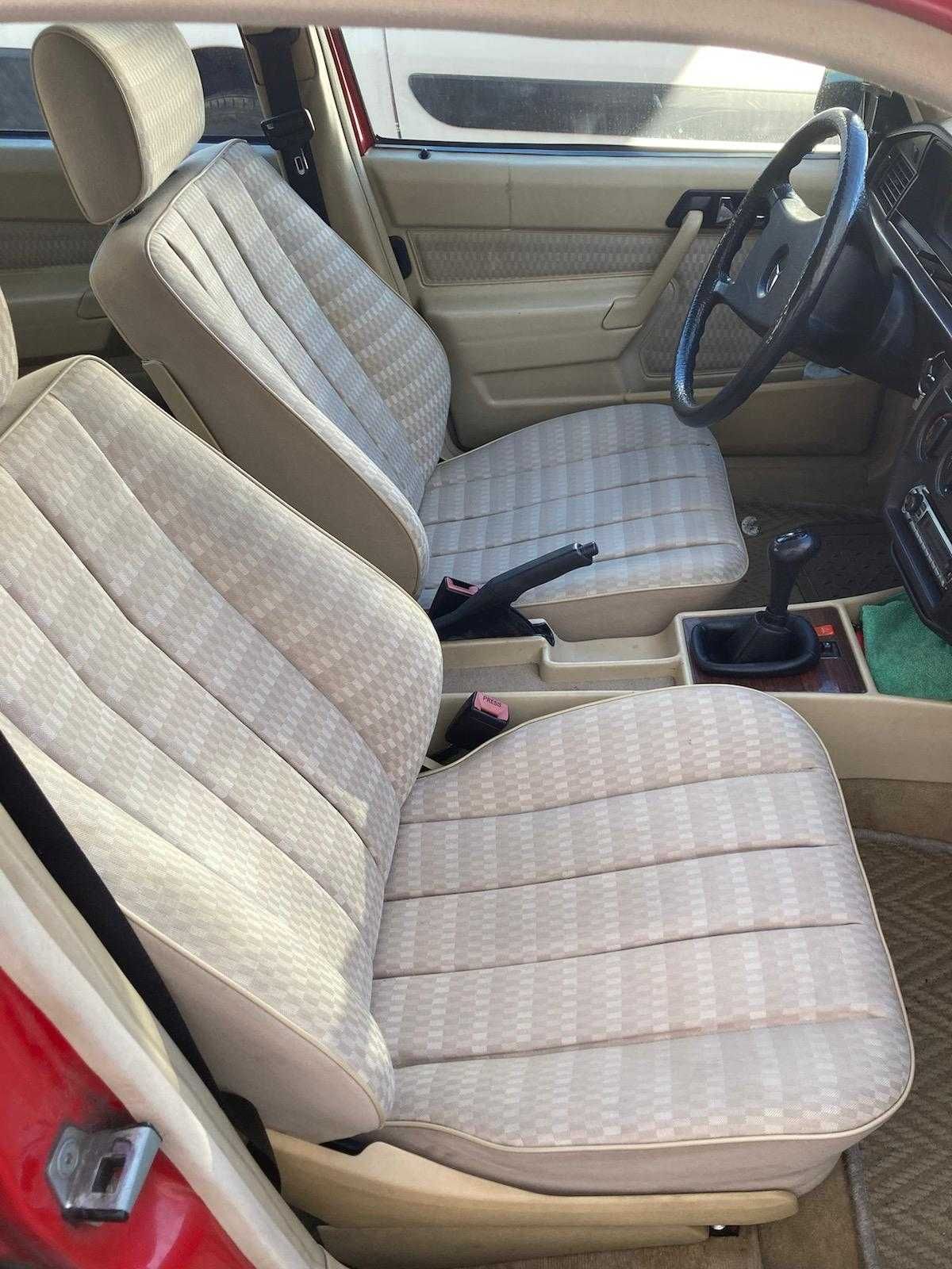 Mercedes Benz 190D
