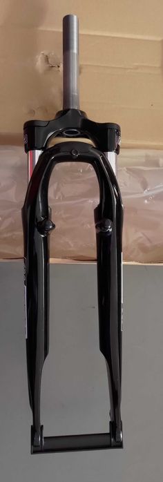 Forqueta Garfo suspensão bicicleta SR Suntour SF13 CR8 V P 700C 28"