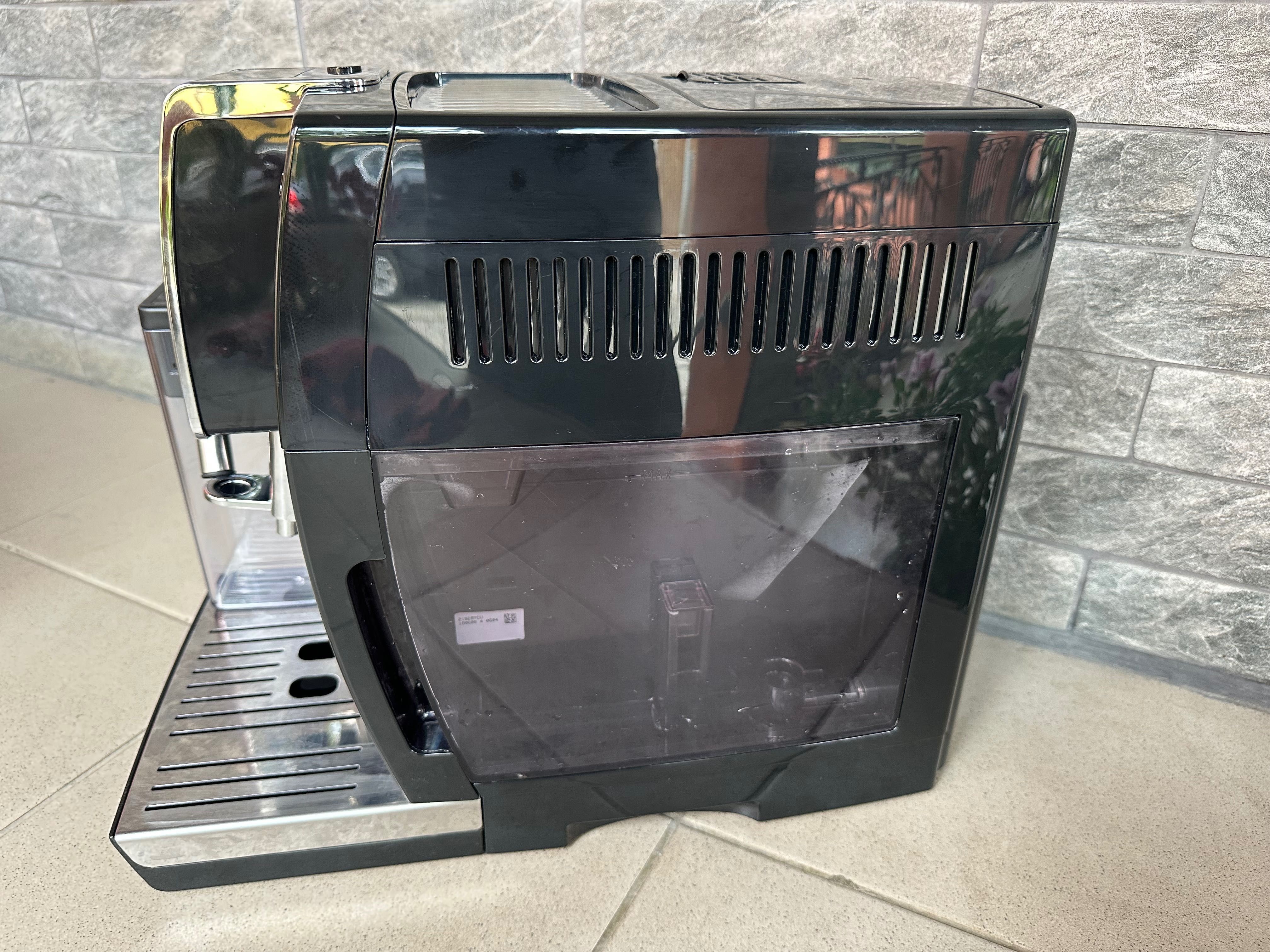 Кавомашина Delonghi Dinamica ECAM355.55 кавоварка новий капучинатор