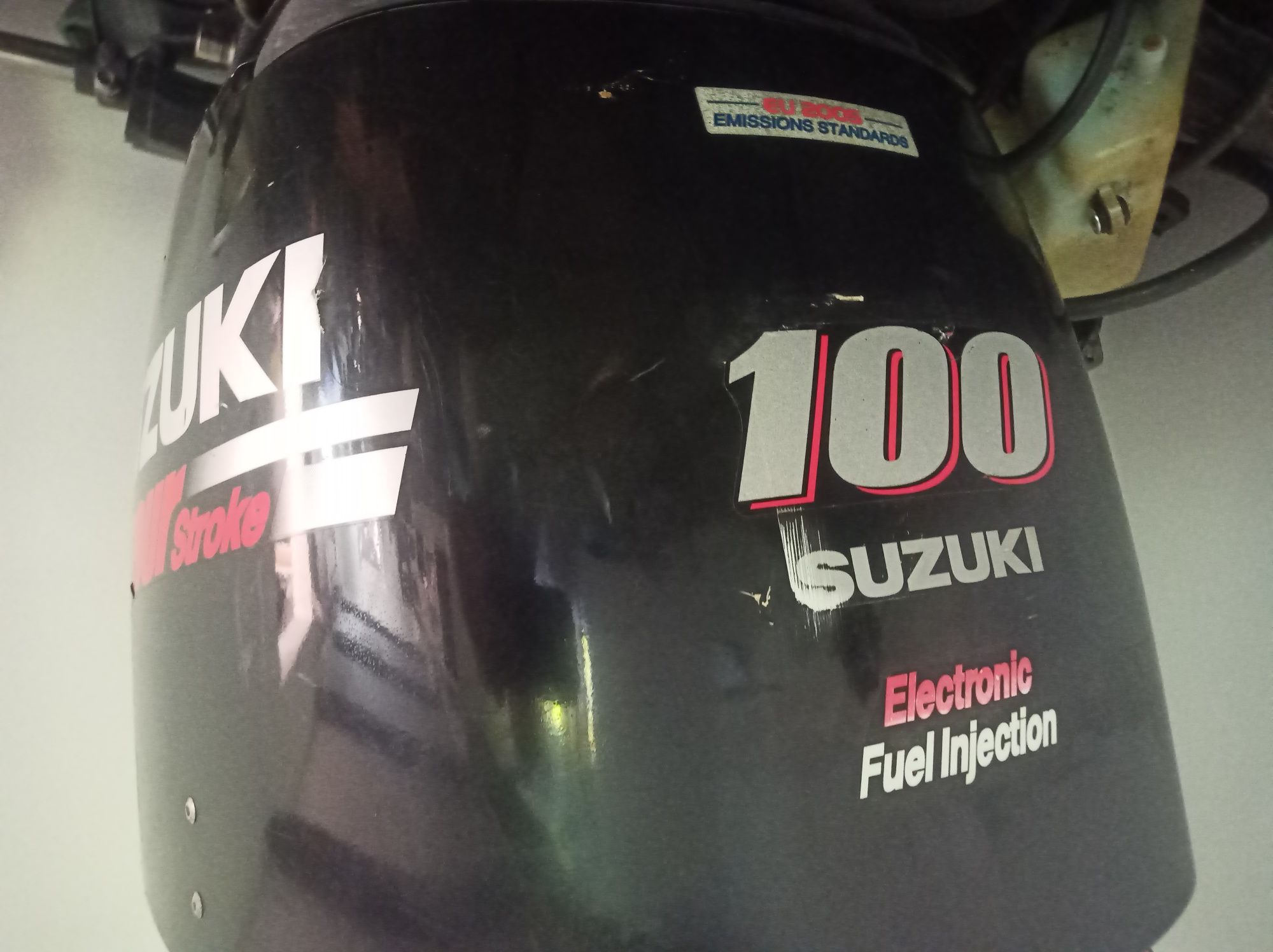 Silnik zaburtowy Suzuki 90 km