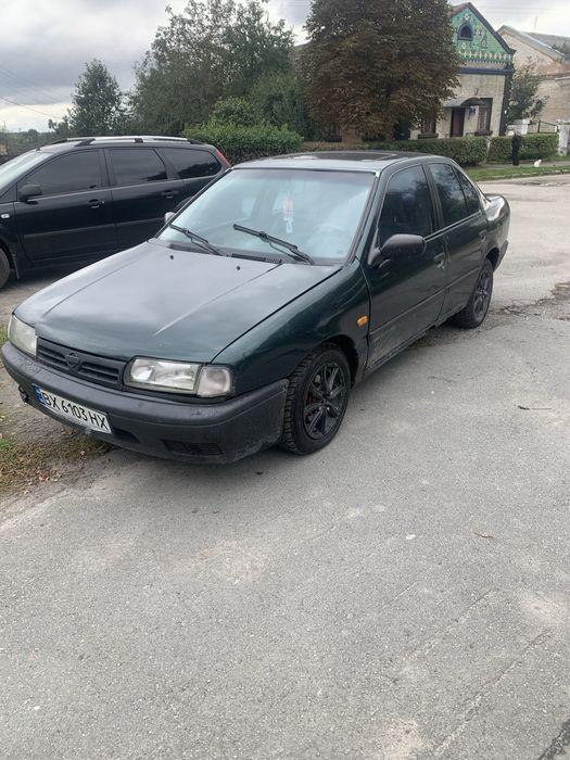 Ніссан прімера 1993 року