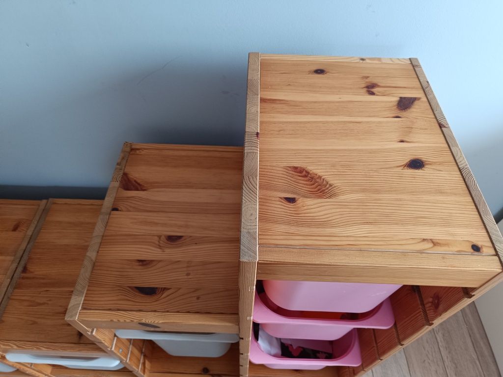 Ikea regał trofast,Mammut taboret,pojemniki