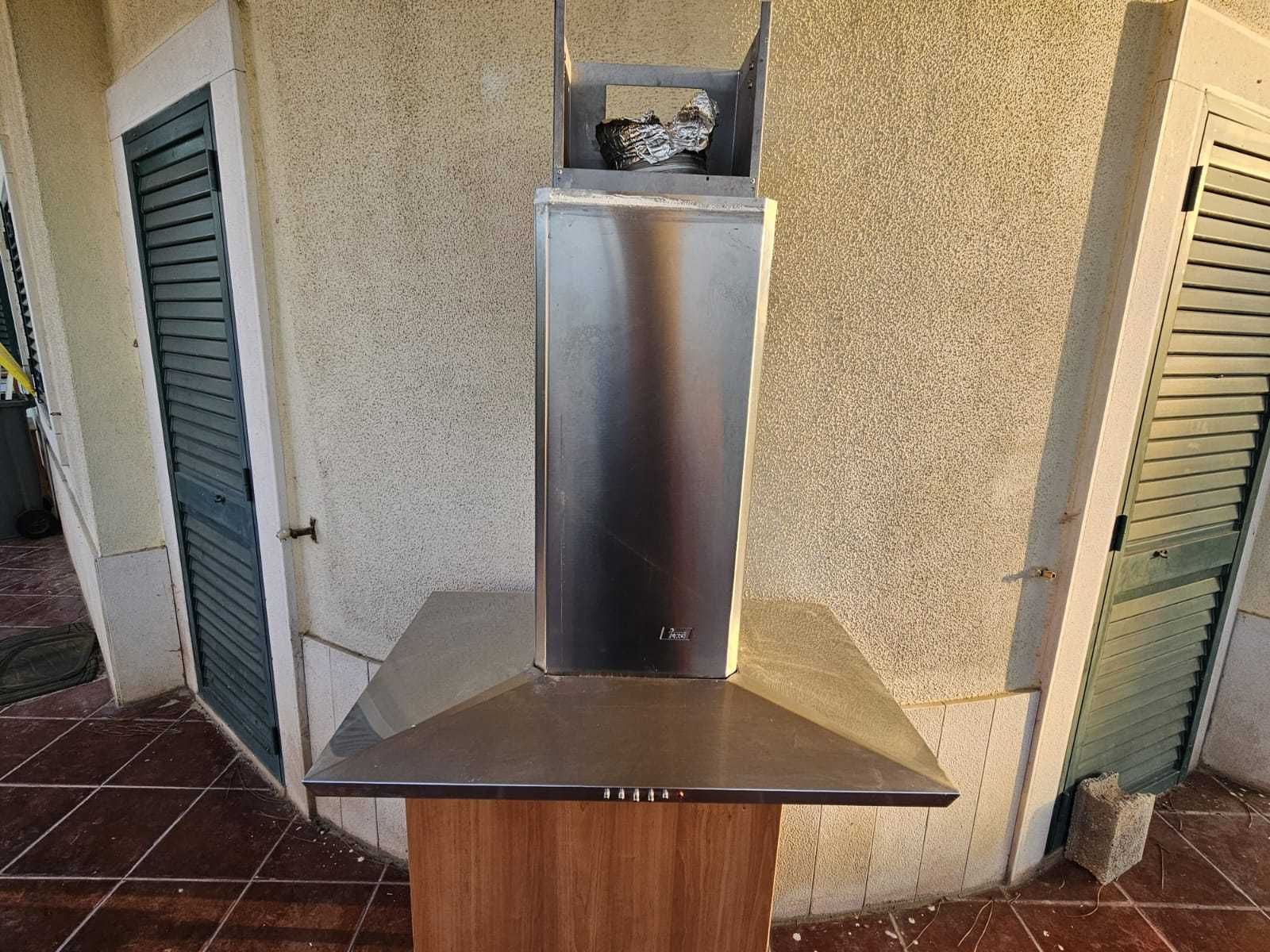 Exaustor de Cozinha Inox - Design Moderno