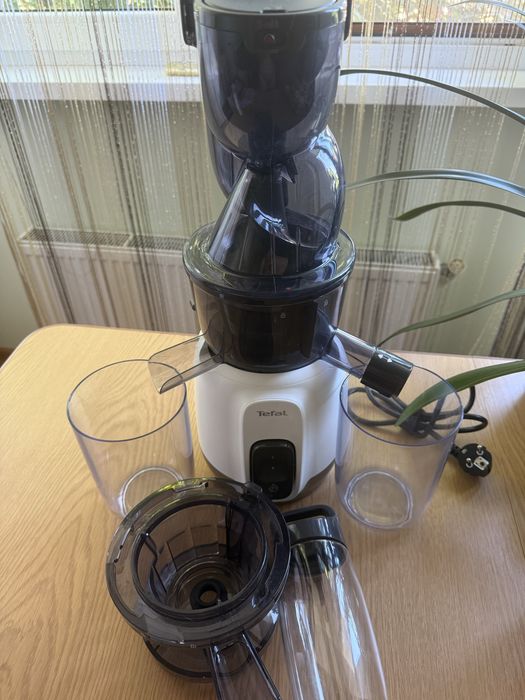 Шнековий соковитискач Tefal ultra juice