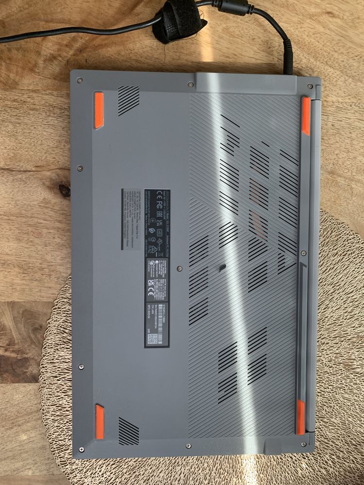 Asus vivobook oled laptop ultra slim