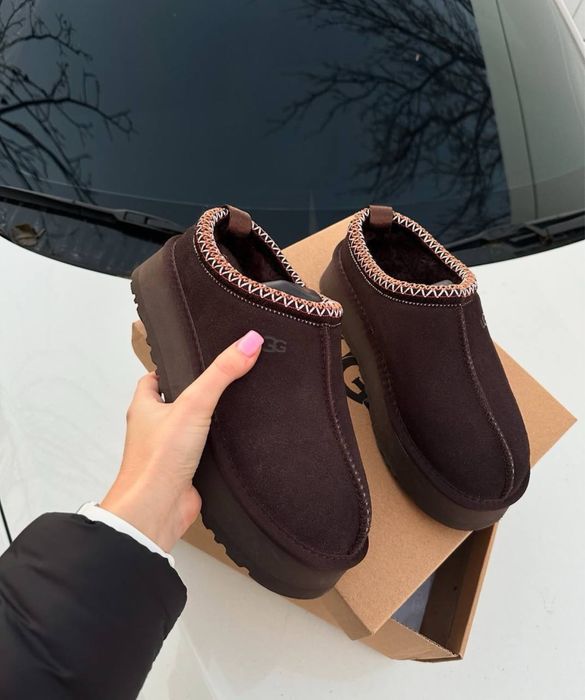 UGG tazz коричневий колір без коробки угги