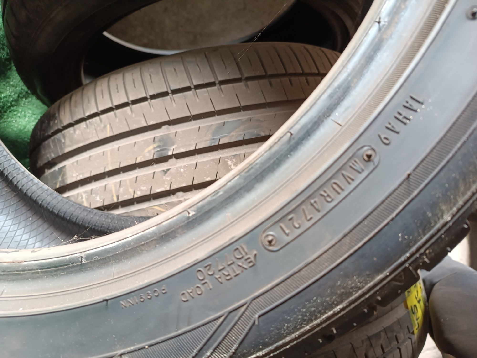 Шини літо Falken 255/45/20 6mm 2021р. 2шт