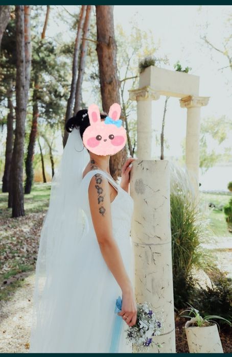 Весільна  сукня.