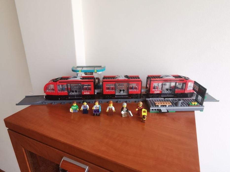 Lego 60523 Downtown street car