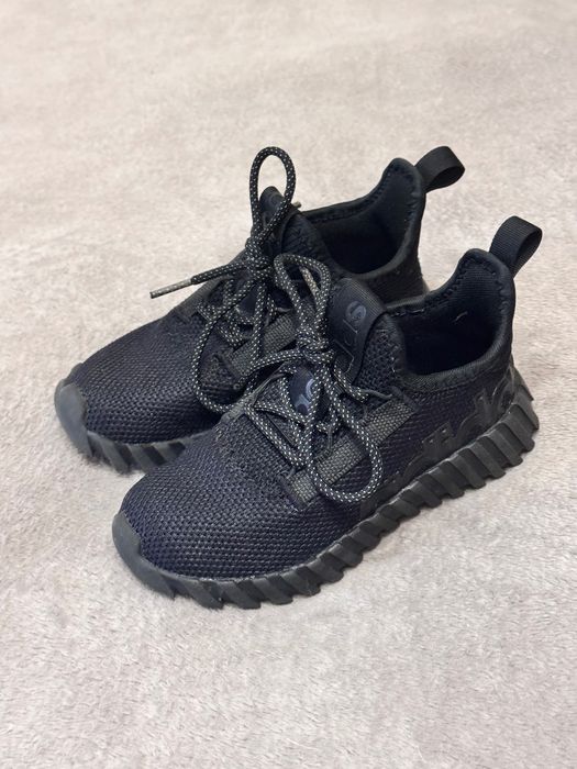 Кросівки дитячі Adidas Kaptir 3.0 29р 17.5-18,5см оригінал