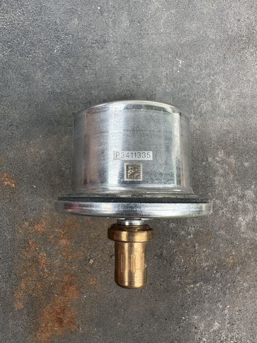 Термостат системи охолодження Cummins, cat , Volvo