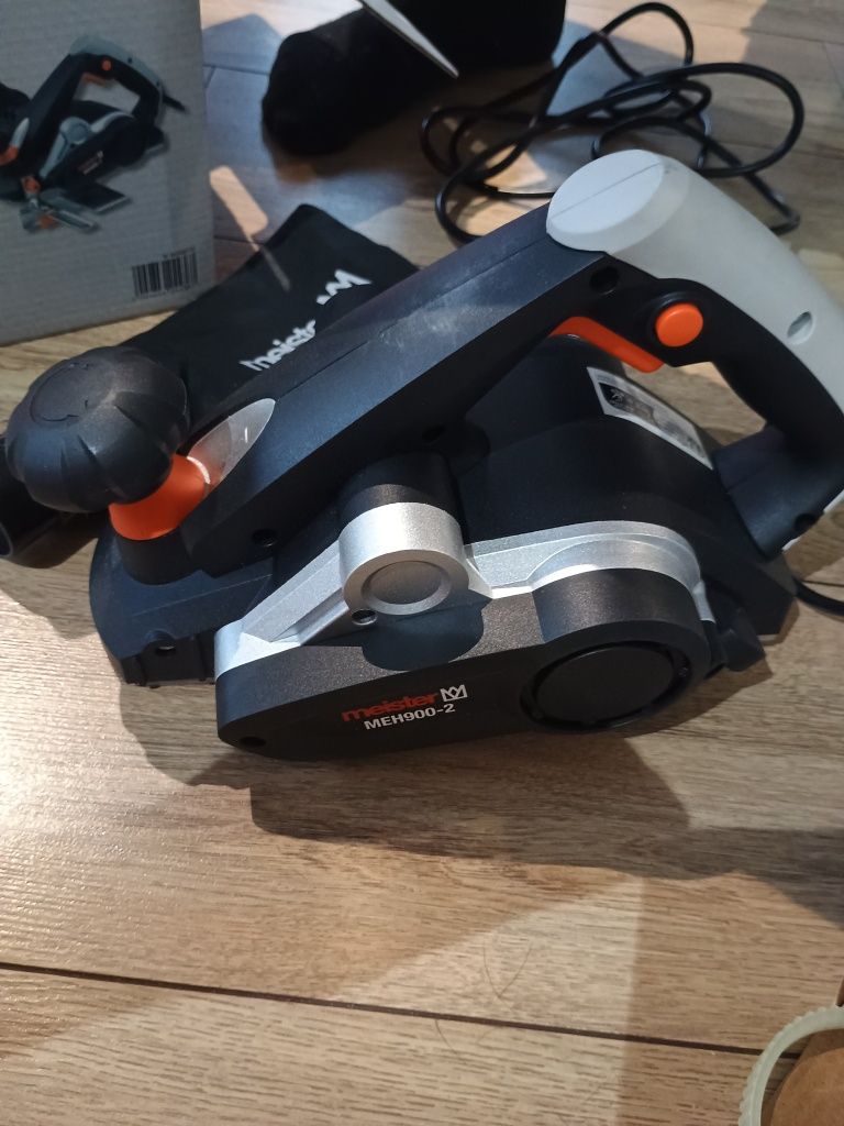 Stróg elektryczny Elektro hobel 900 wat
