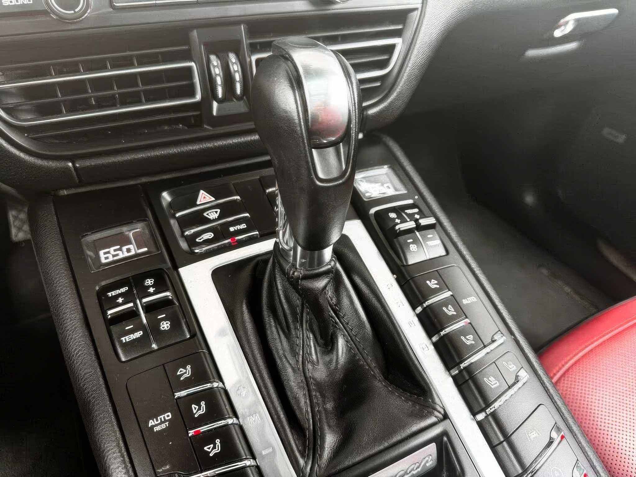 2019 Porsche Macan S
