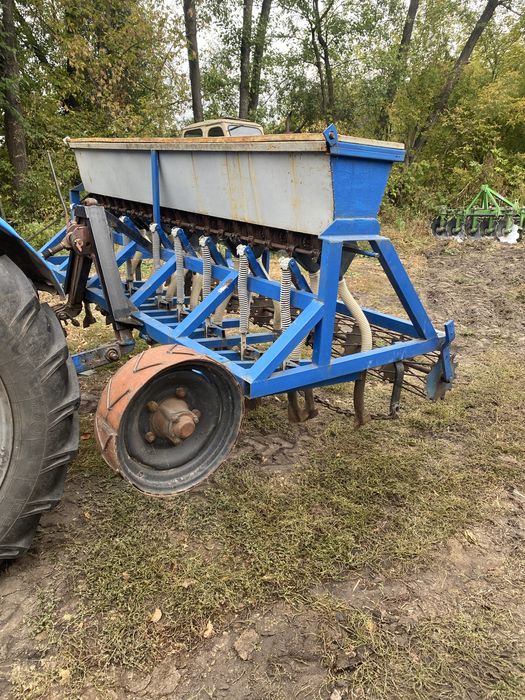 Продам зернову сівалку
