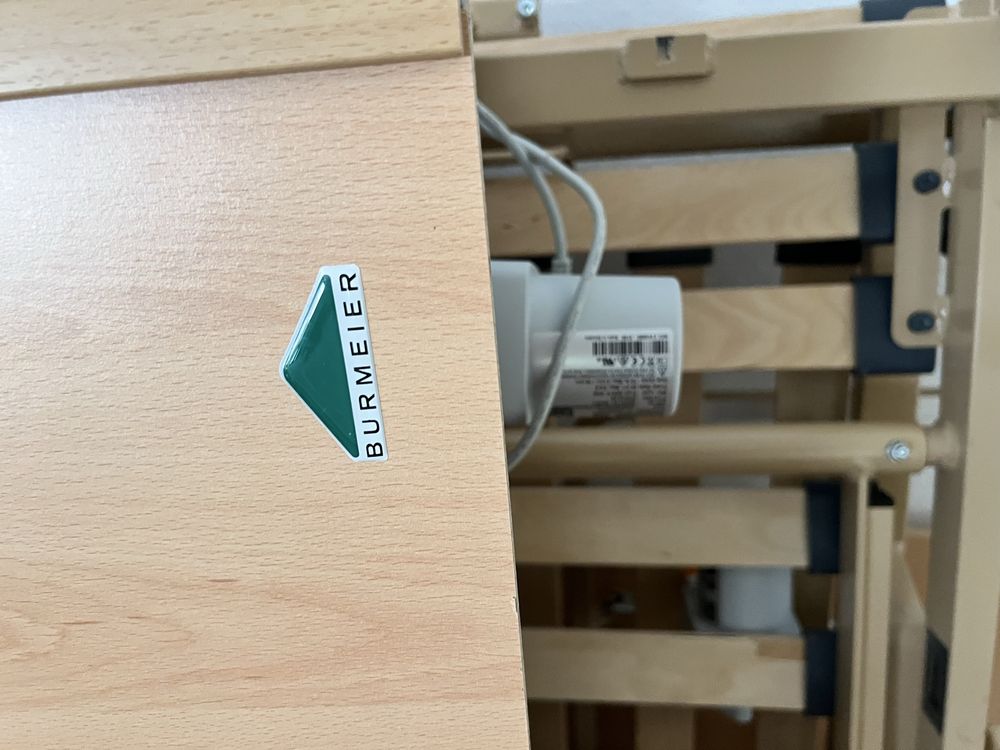Cama Burmeier articulada + colchão anti escaras
