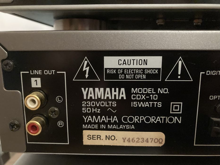 Yamaha retro deck cd tuner.