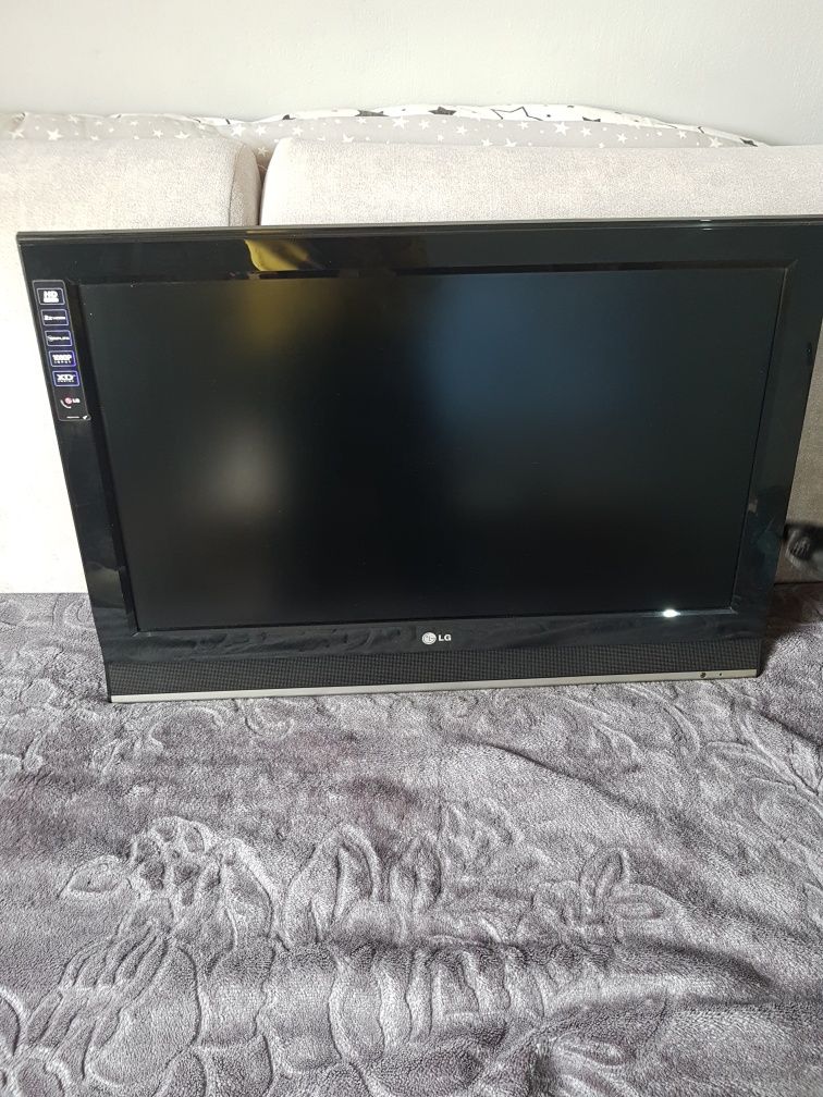 Tv lg 32 brak pilita