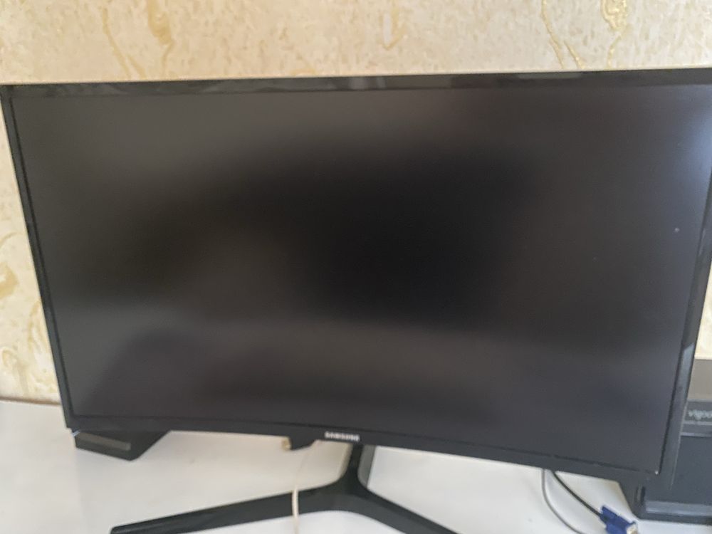 Монитор 27'' SAMSUNG Curved C27F396FHI