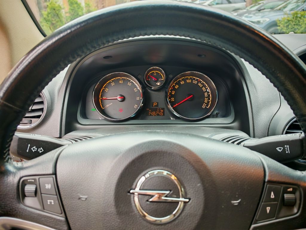 Opel Antara 2012, 2.4
