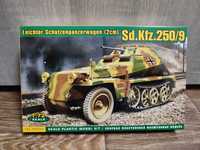 Збірна модель 1/72 ACE 72247 Німецький бронетранспортер Sd.Kfz. 250/9