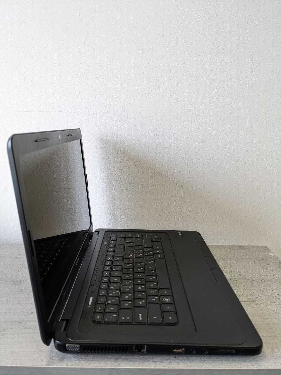 Ноутбук HP Compaq Presario CQ57 з екраном 15.6"