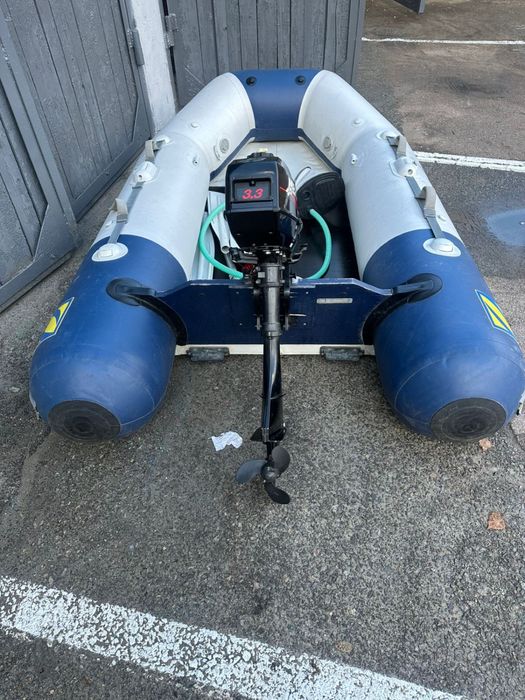 Zodiac c240 зодіак човен пвх француз двигун mercury 3.3 меркурі 3.3