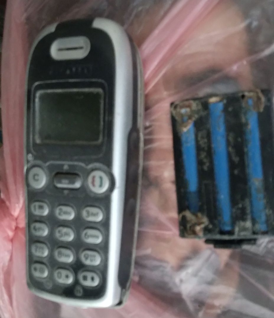 Alcatel One Touch 311 2001, сівший аккум, зарядного нема