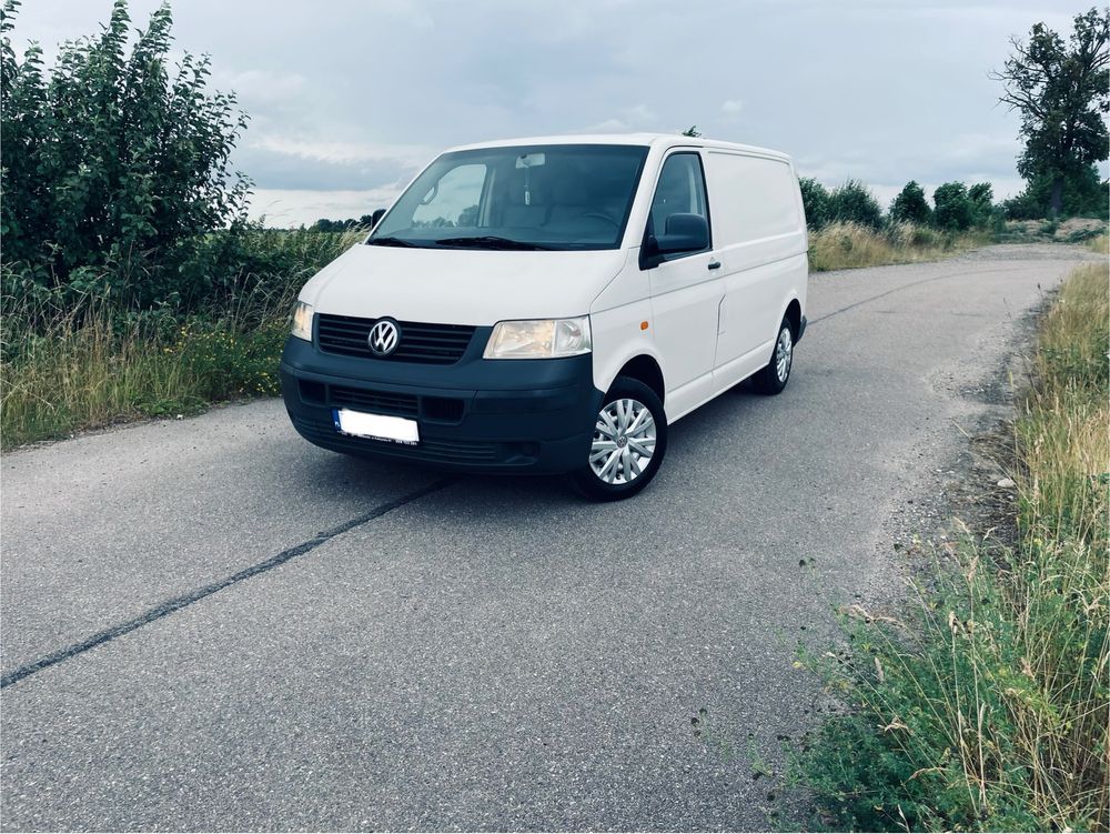 VW Transporter T5 1.9 TDI zadbany