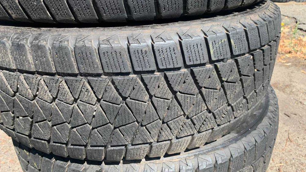 215/65 R16 98S Bridgestone Blizzak DM-V2, зимова, комплект
