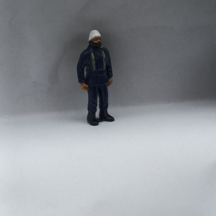 Diversos bonecos antigos ver fotos