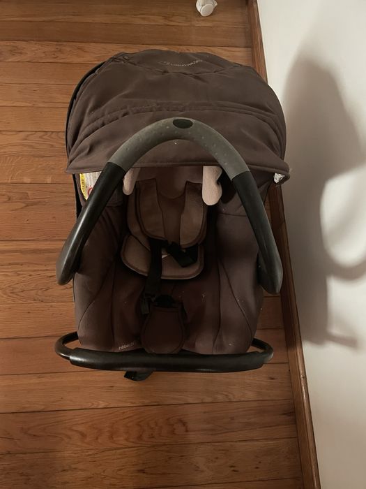 Cadeirinha/Ovinho de bebé Bebeconfort