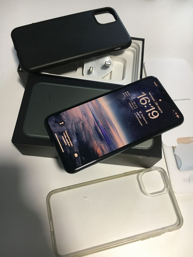 Iphone 11 ProMax 256 Gb Neverlock Midnight Green