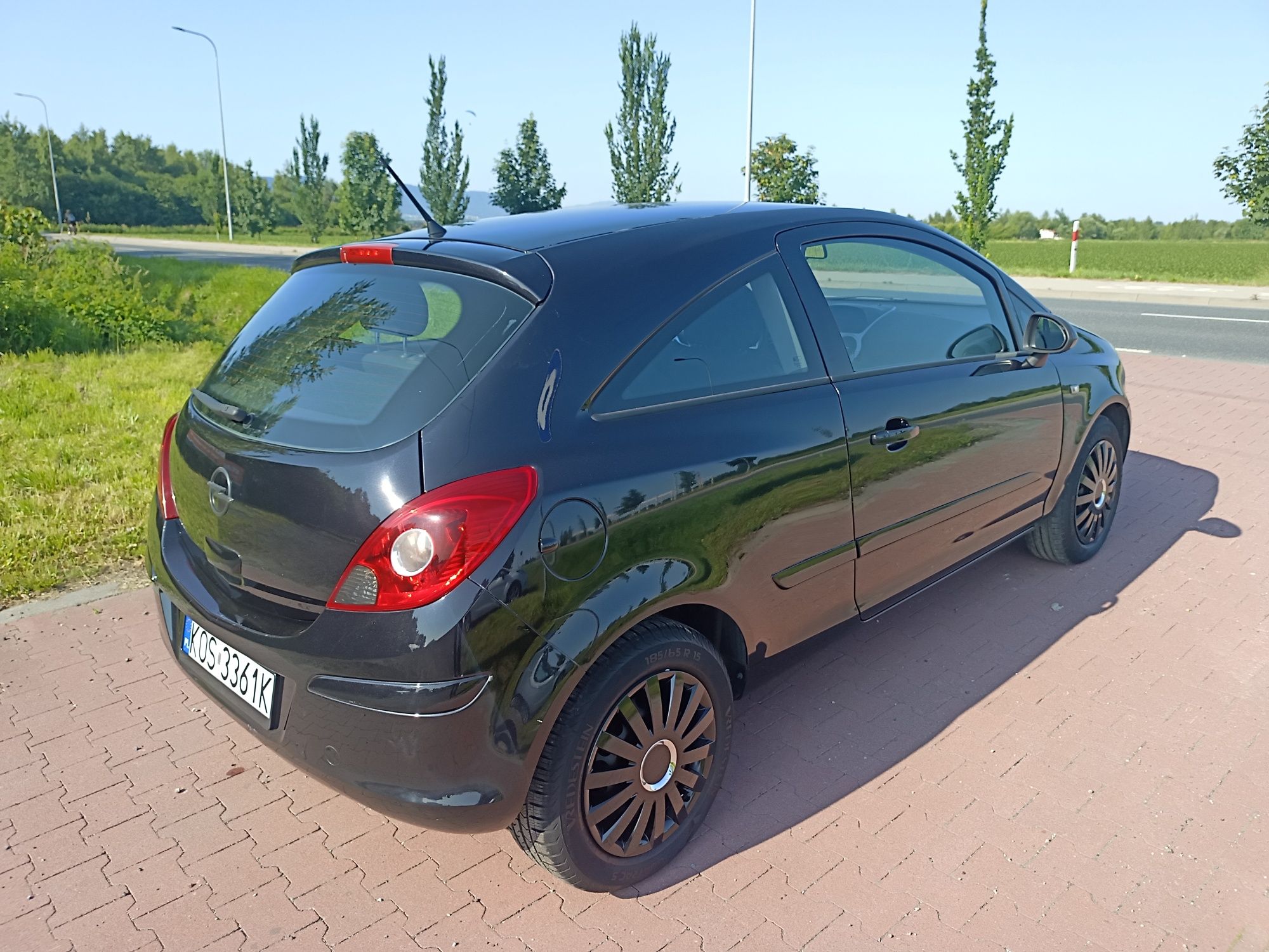 Opel Corsa D Automat bogate wyposażenie