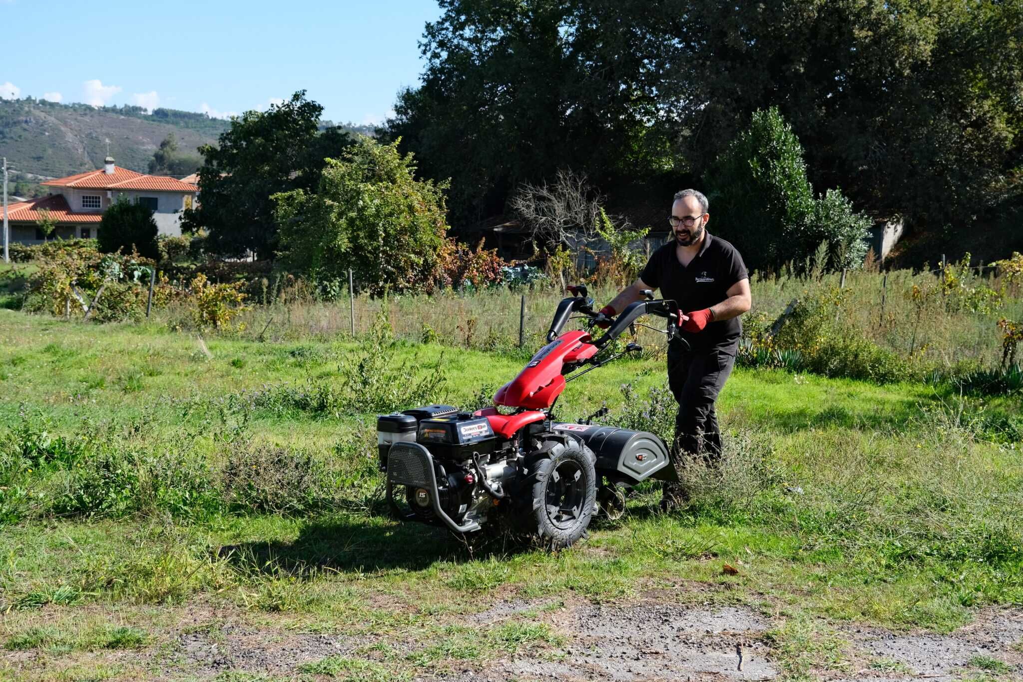 Motocultivador 15HP Arranque Elétrico Donker’s