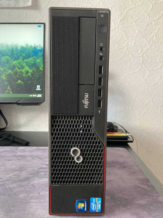 Fujitsu Esprimo e900 e90+ (i7-2600, 8GB RAM)