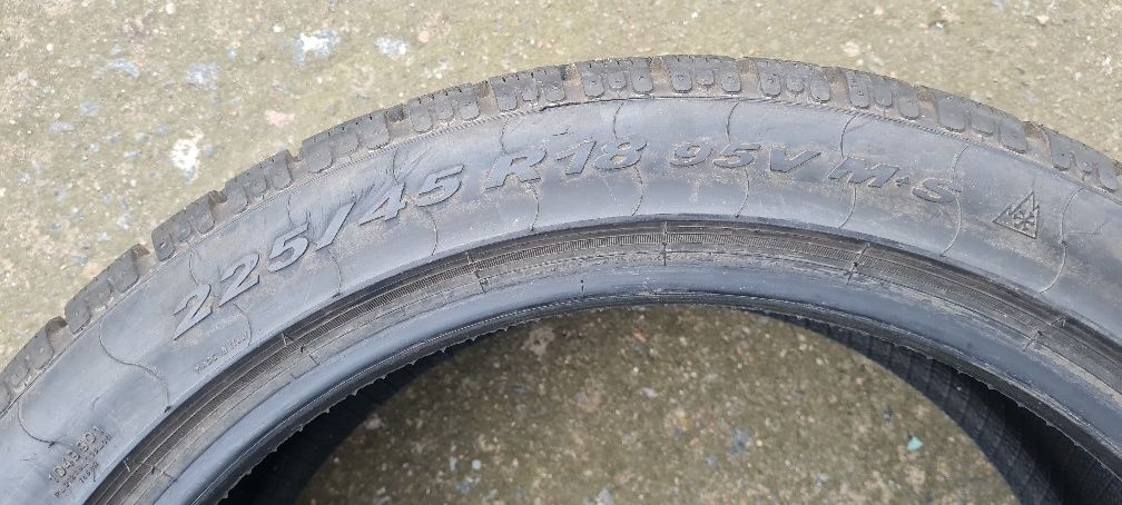 Pirelli Sottozero 225/45/18